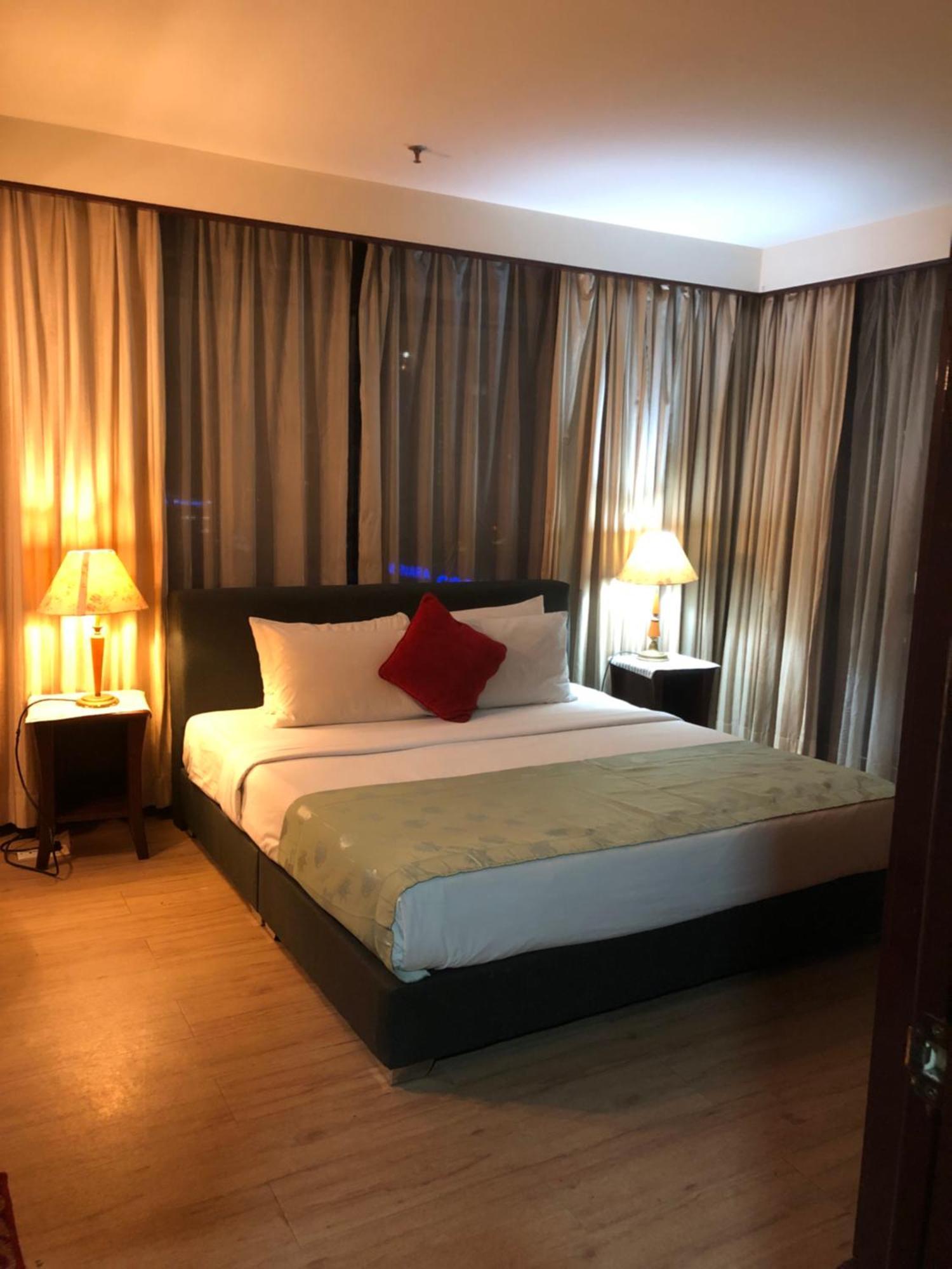 Apartemen Standard At Times Square *