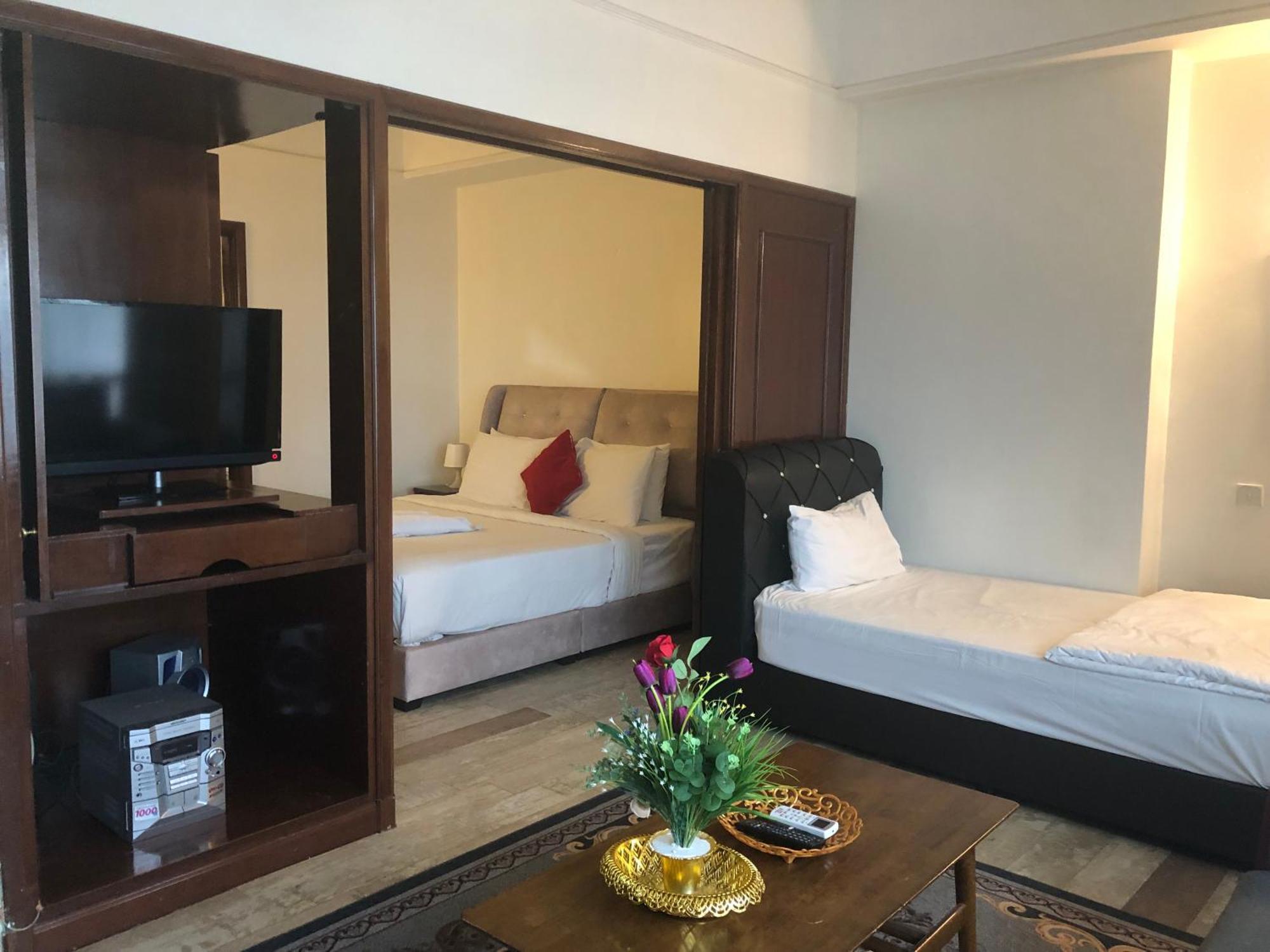 Standard At Times Square Apartemen *